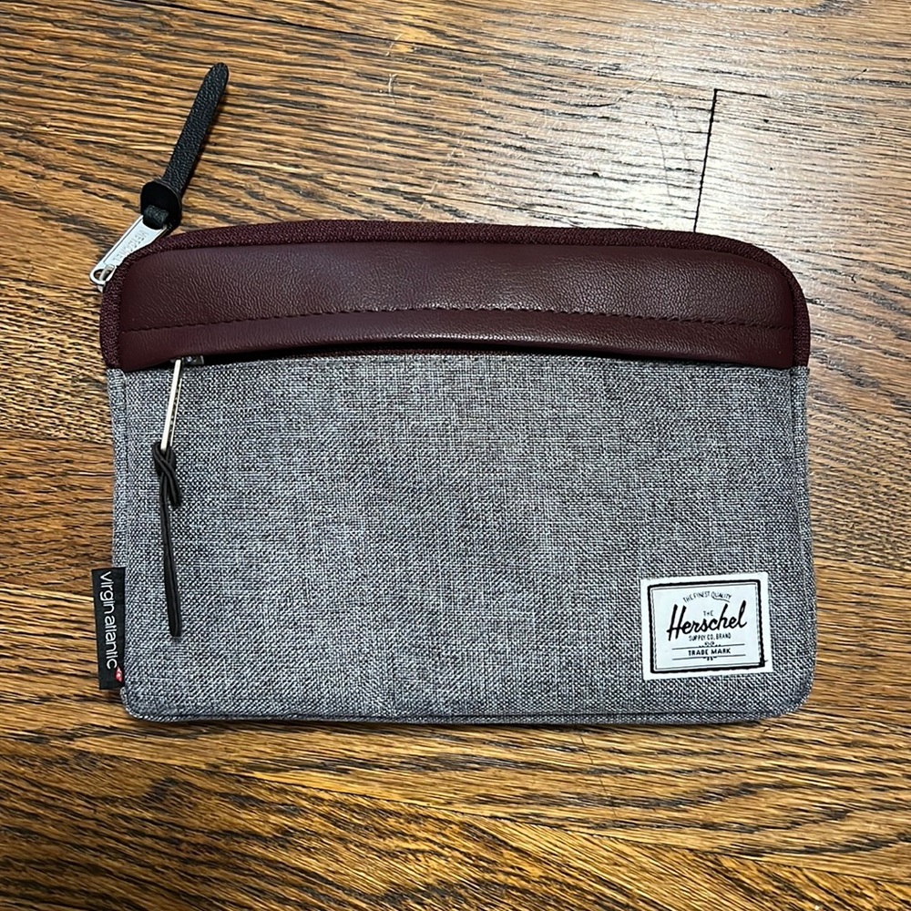 Herschel for virgin Atlantic toiletry case